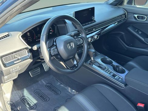 Used 2025 Honda Civic Sport image 13