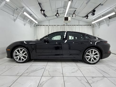New 2026 Porsche Panamera 4 image 2