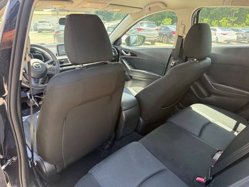 Used 2015 MAZDA MAZDA3 i Sport FWD image 22