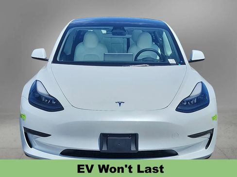 Used 2023 Tesla Model 3 Standard Range RWD image 3