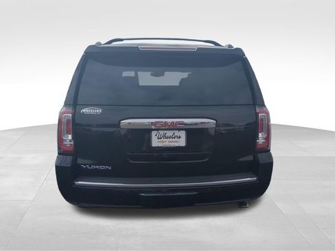Used 2015 GMC Yukon Denali w/ Premium Package AWD/4WD image 4