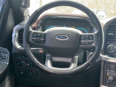 Used 2021 Ford F150 Lariat w/ Equipment Group 502A High image 12