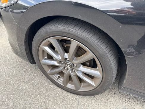 Used 2023 MAZDA MAZDA3 s FWD image 5