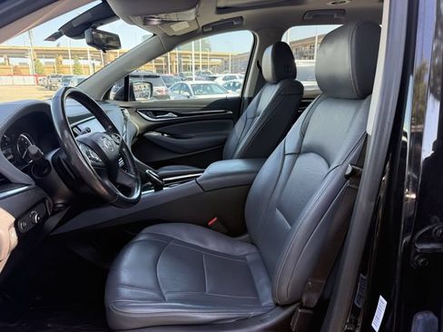 Used 2018 Buick Enclave Premium w/ Experience Buick Package FWD image 27