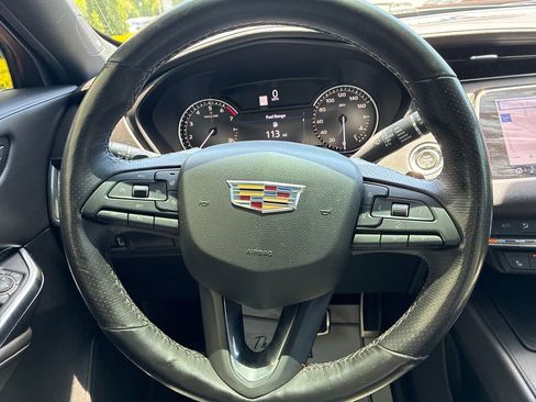 Used 2019 Cadillac XT4 Sport FWD image 27