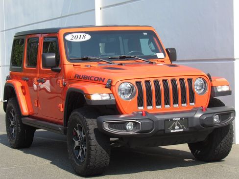 Used 2018 Jeep Wrangler Unlimited Rubicon AWD/4WD image 2