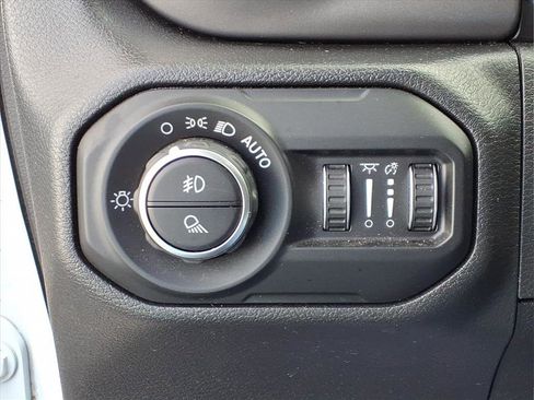 Used 2022 Jeep Gladiator Sport AWD/4WD image 28