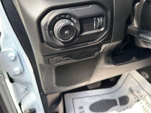Used 2026 Jeep Wrangler Sport AWD/4WD image 21
