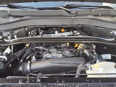 Used 2025 Ford Explorer Platinum w/ LUX Leather Package image 41