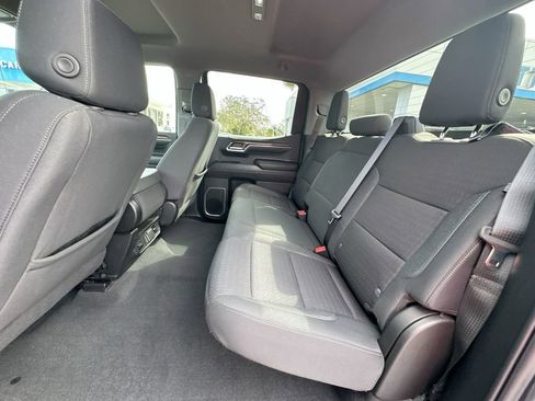 Used 2024 Chevrolet Silverado 1500 LT image 24