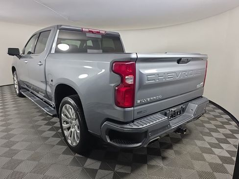 Used 2021 Chevrolet Silverado 1500 High Country w/ Technology Package image 3