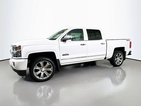 Used 2018 Chevrolet Silverado 1500 High Country AWD/4WD image 3
