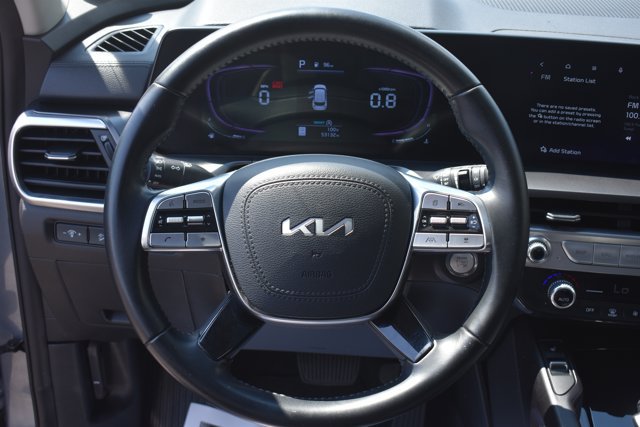 Used 2025 Kia Telluride S FWD image 20