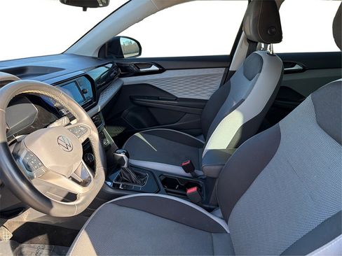 Used 2024 Volkswagen Taos S w/ MDO Package image 10