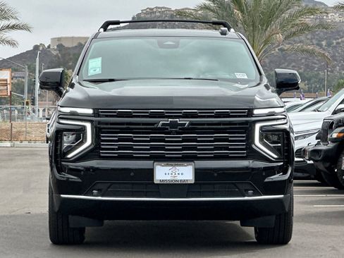 New 2026 Chevrolet Suburban High Country w/ LPO, Illumination Package image 9