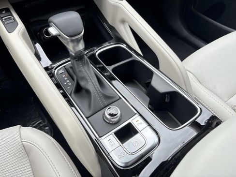 New 2025 Kia Telluride S image 30