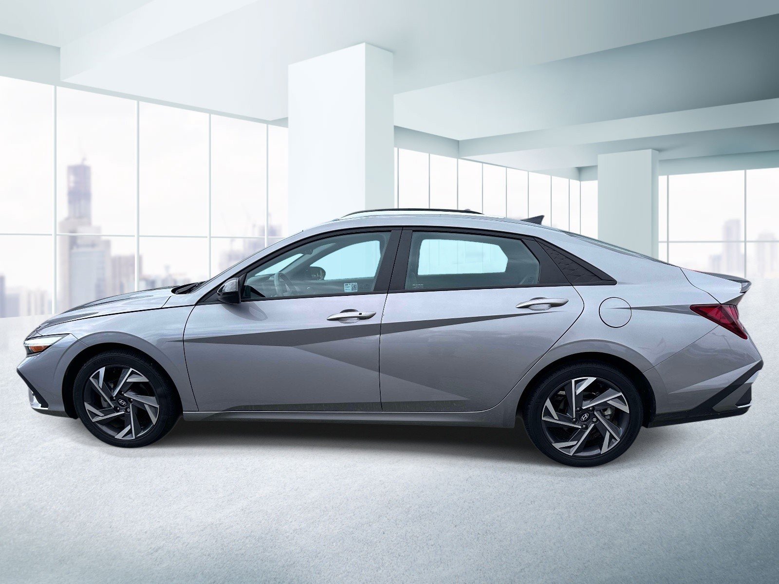 Used 2025 Hyundai Elantra Sport FWD image 2