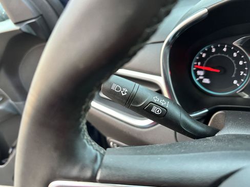 Used 2024 Chevrolet Equinox LT AWD/4WD image 27