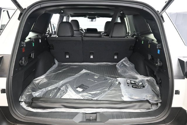 New 2026 Subaru Outback Limited XT AWD/4WD image 17