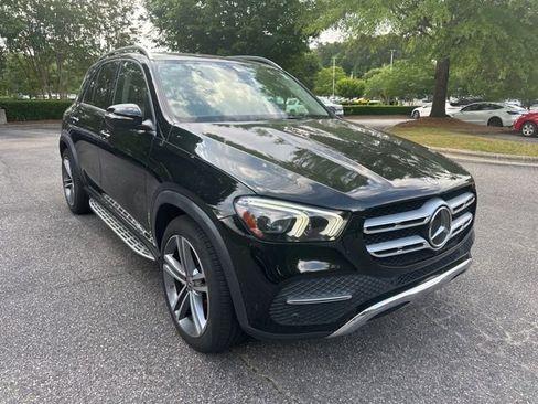 Used 2021 Mercedes-Benz GLE 350 4MATIC image 3