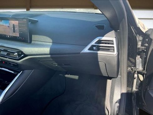 Used 2025 BMW 430i Coupe w/ Premium Package image 17