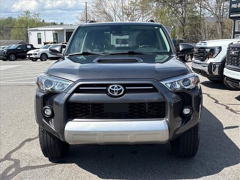 Used 2021 Toyota 4Runner TRD Off-Road Premium w/ Moonroof Package AWD/4WD image 3