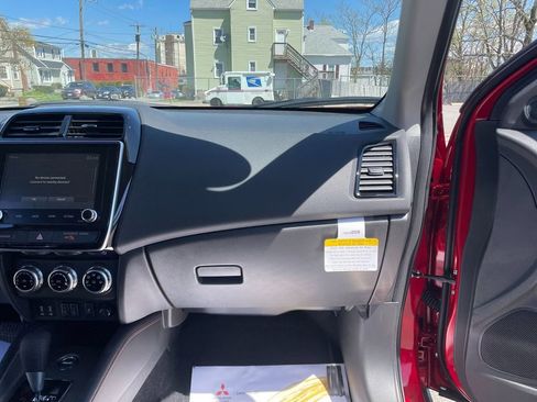 New 2026 Mitsubishi Outlander Sport SE AWD/4WD image 28