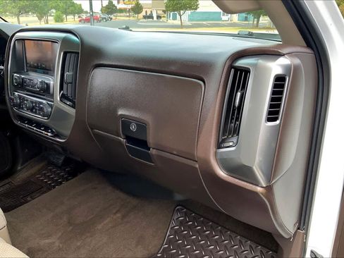 Used 2017 Chevrolet Silverado 1500 LT w/ All Star Edition AWD/4WD image 19