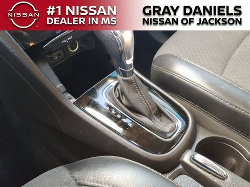 Used 2019 Buick Encore Preferred w/ Safety Package FWD image 19