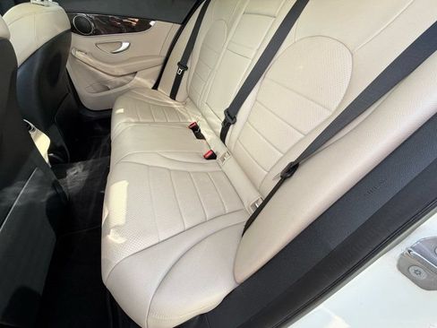 Used 2016 Mercedes-Benz C 300 4MATIC Sedan image 16