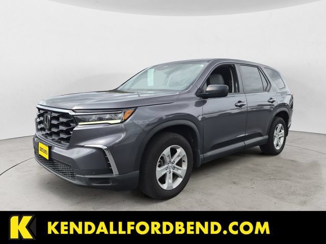 Used 2023 Honda Pilot LX image 1