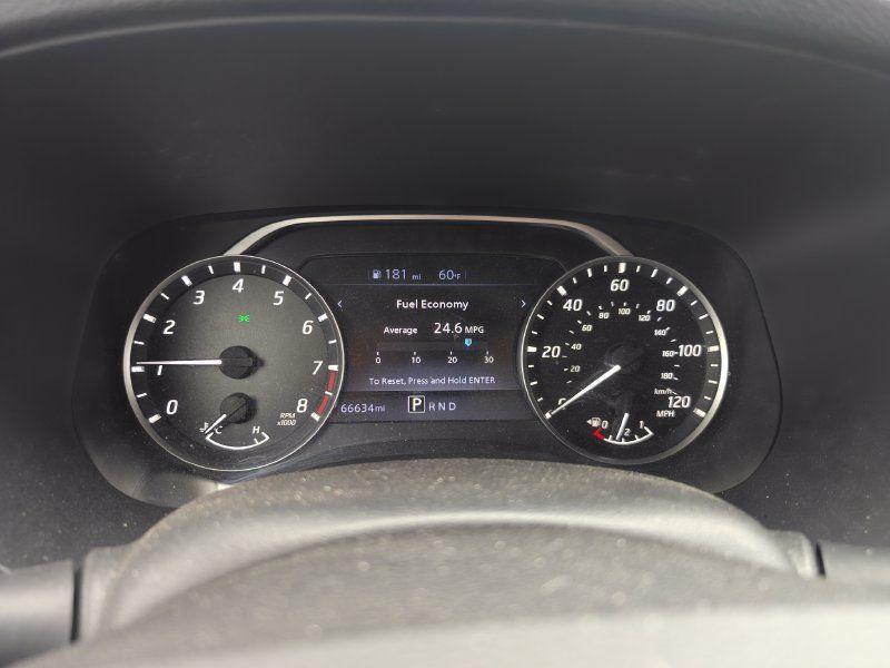 Used 2022 Nissan Frontier SV RWD image 11