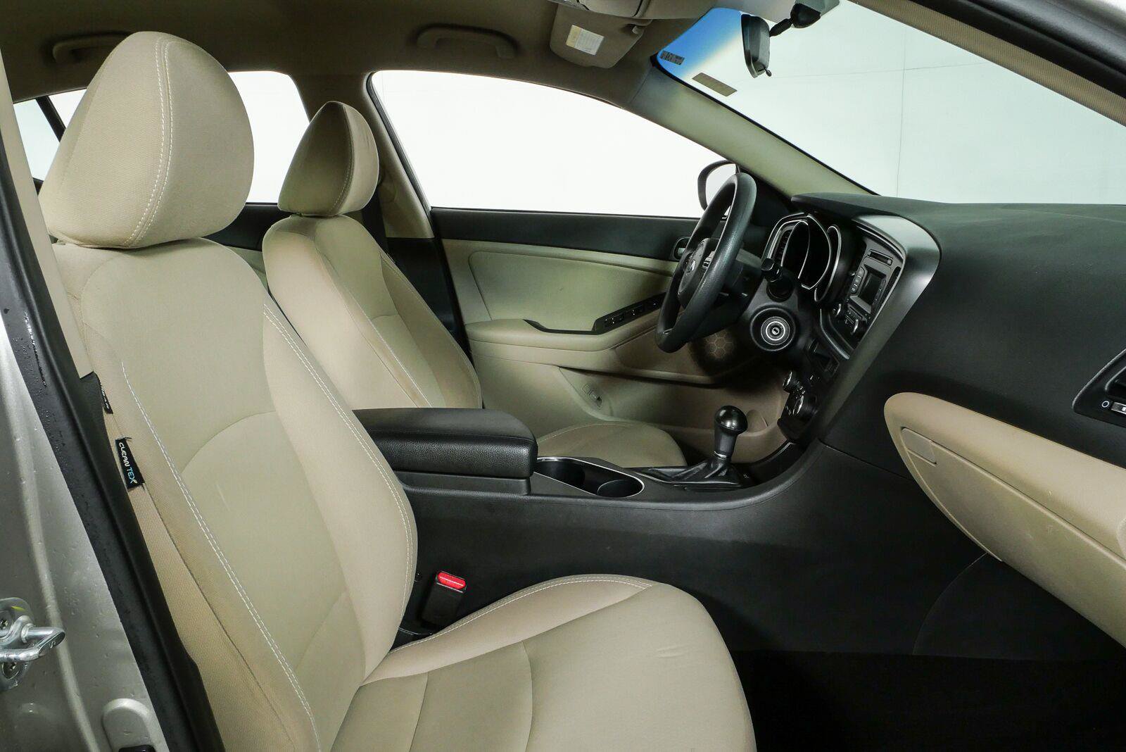 Used 2015 Kia Optima LX FWD image 19