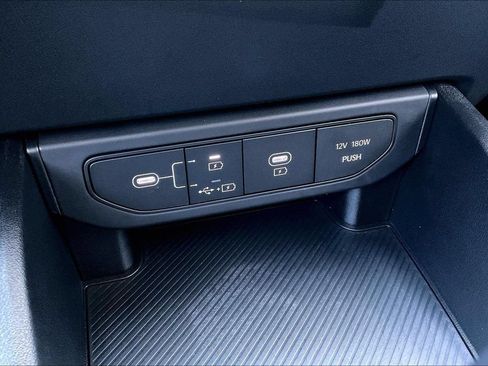 Used 2025 Kia K4 FWD image 32
