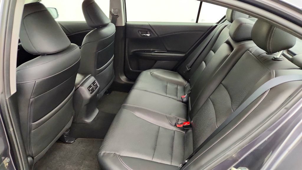 Used 2017 Honda Accord EX-L image 20
