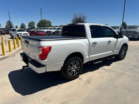 Used 2021 Nissan Titan SV w/ SV Convenience Package AWD/4WD image 36