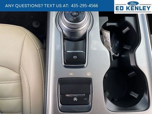 Used 2024 Ford Edge SEL AWD/4WD image 13