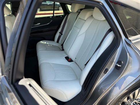 Used 2022 Toyota Mirai Limited Sedan 4D image 12