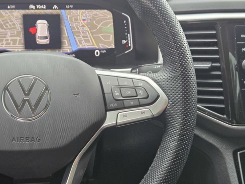 Used 2022 Volkswagen Atlas SEL R-Line image 13