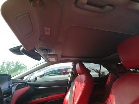 Used 2021 Toyota Camry XSE FWD image 12