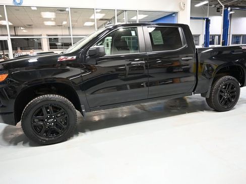 Used 2022 Chevrolet Silverado 1500 Custom Trail Boss image 8