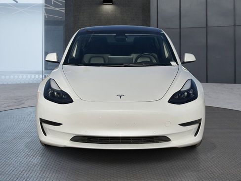 Used 2022 Tesla Model 3 Long Range AWD/4WD image 9