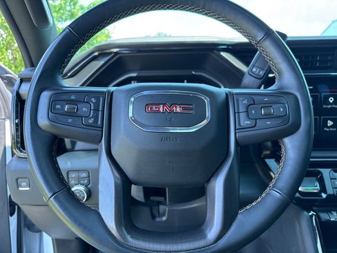 Used 2024 GMC Sierra 3500 AT4 w/ Technology Package AWD/4WD image 19