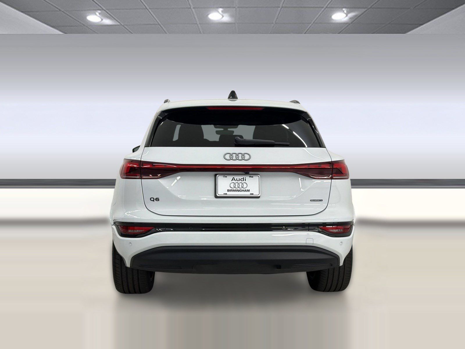 Used 2025 Audi Q6 e-tron Premium Plus w/ Premium Plus AWD/4WD image 10