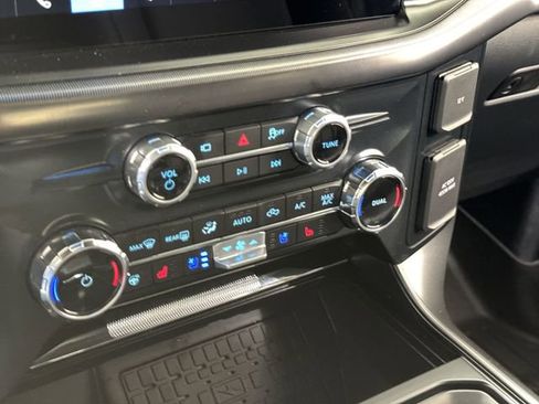 Used 2025 Ford F150 Lariat w/ Bed Utility Package AWD/4WD image 18