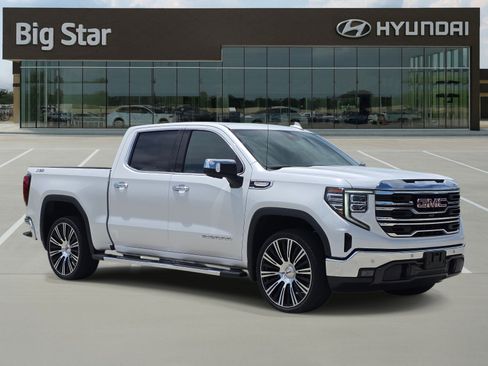 Used 2024 GMC Sierra 1500 SLT AWD/4WD image 6