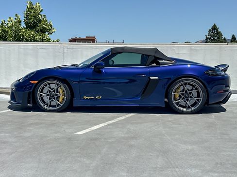 Used 2024 Porsche 718 Boxster Spyder RS RWD image 2