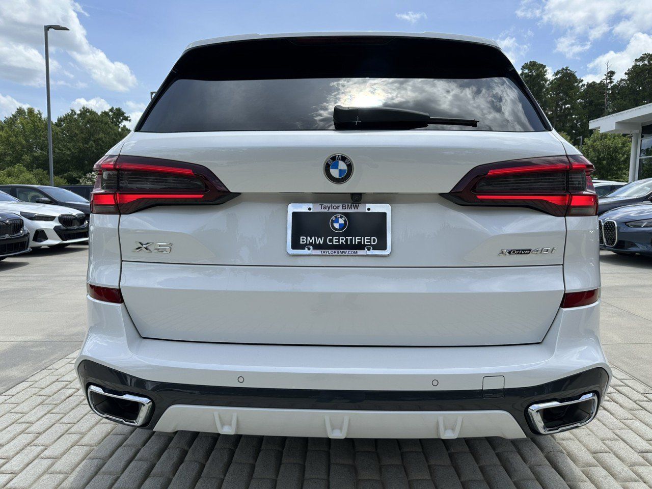 Used 2023 BMW X5 xDrive40i w/ M Sport Package AWD/4WD image 21