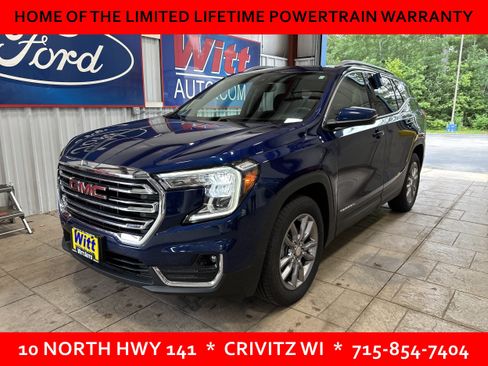 Used 2022 GMC Terrain SLT w/ LPO, Floor Liner Package AWD/4WD image 3