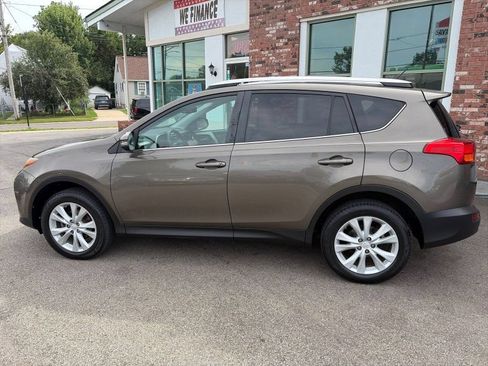 Used 2015 Toyota RAV4 Limited AWD/4WD image 8
